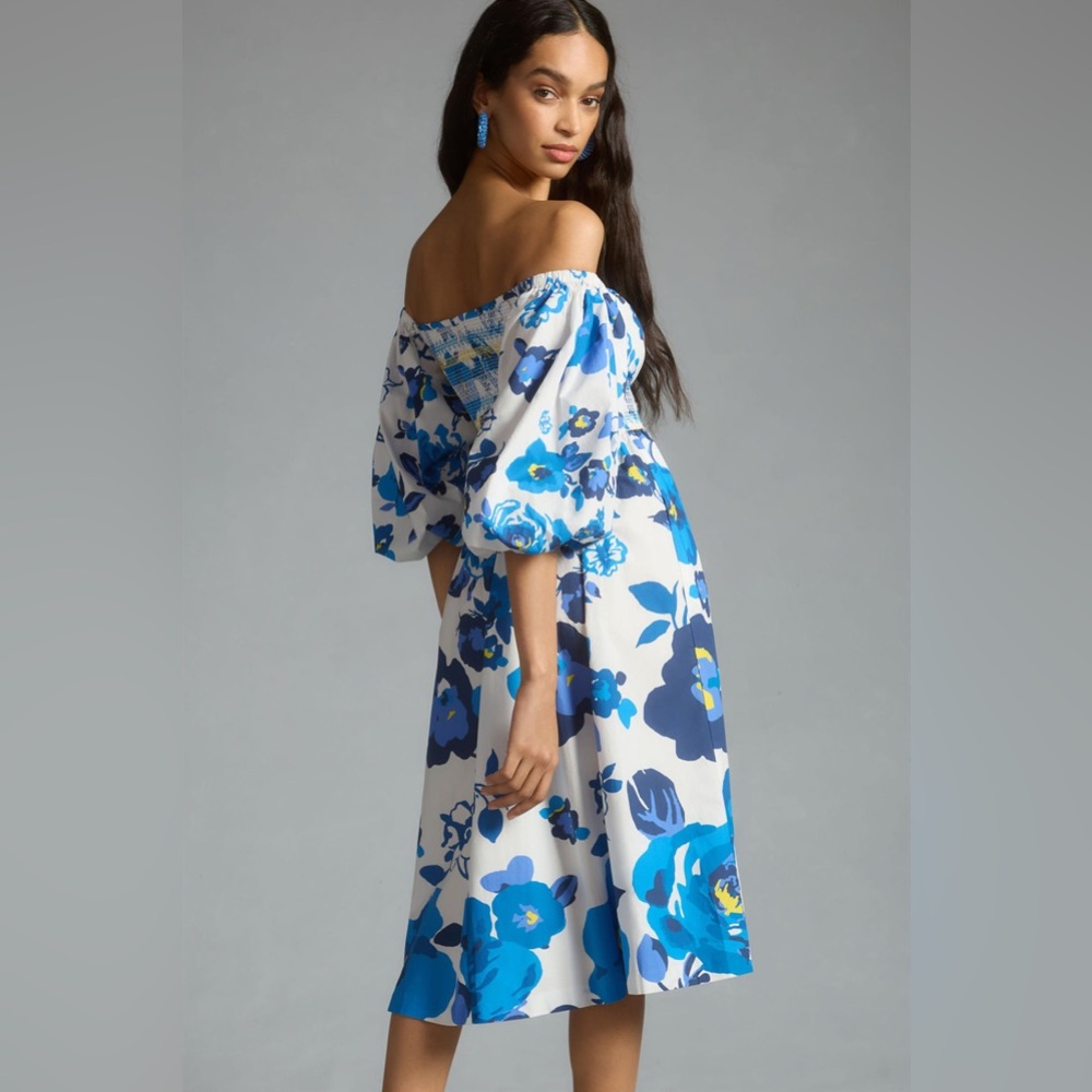 ✨ Anthropologie Off-The-Shoulder Puff-Sleeve Smocked Dress Sz LP - Picture 4 of 5